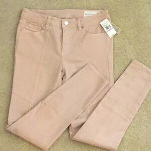 Two by Vince Camuto, size 28/6, peach taupe color